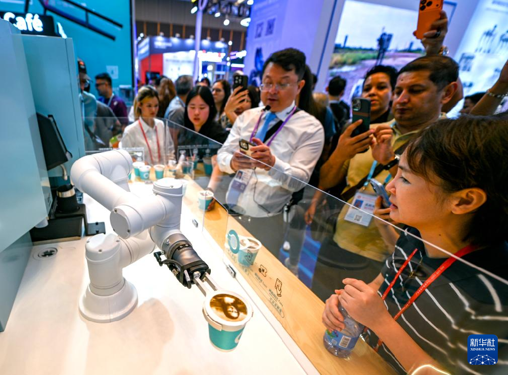 “圈粉”境外采購(gòu)商 